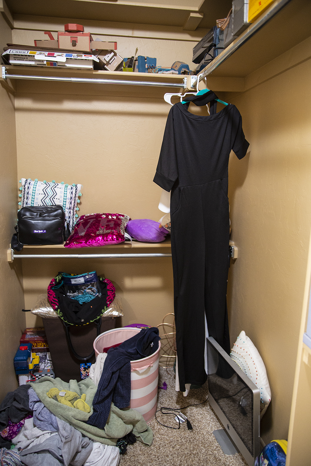 The Art of Tidying Up Negative Energy: Bedroom Closet