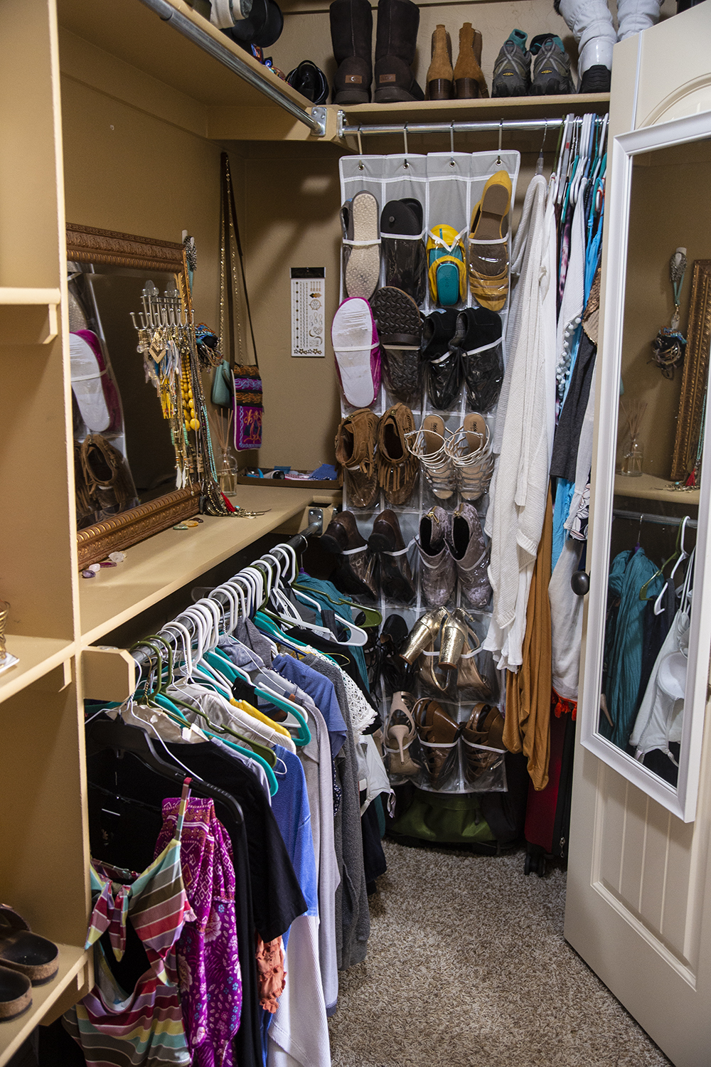 The Art of Tidying Up Negative Energy: Bedroom Closet